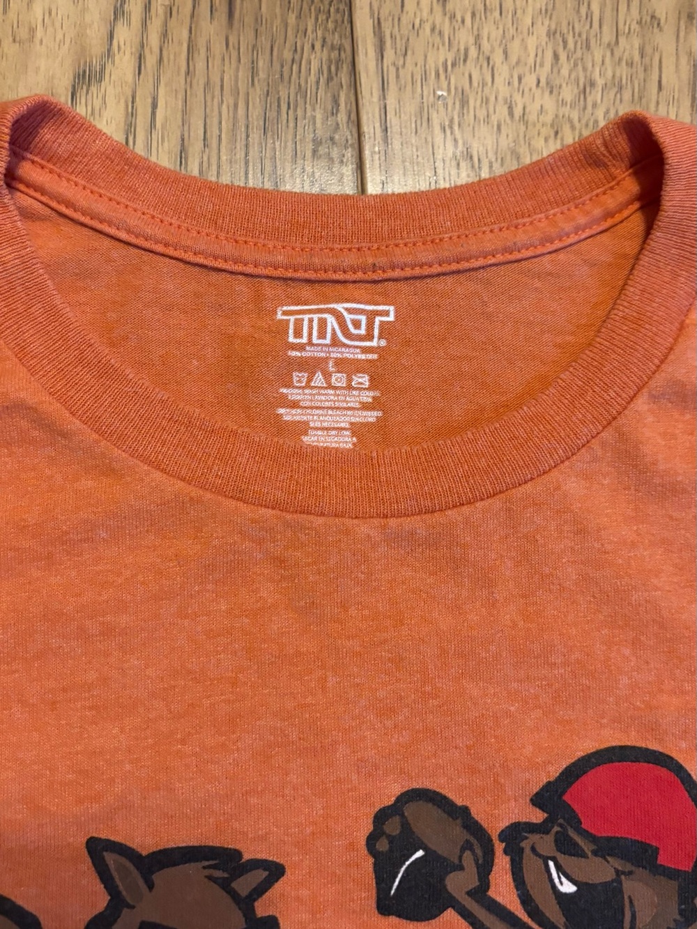 Vintage Squirrels Gone Wild Orange Graphic Tee - Large - Picture 3 of 4